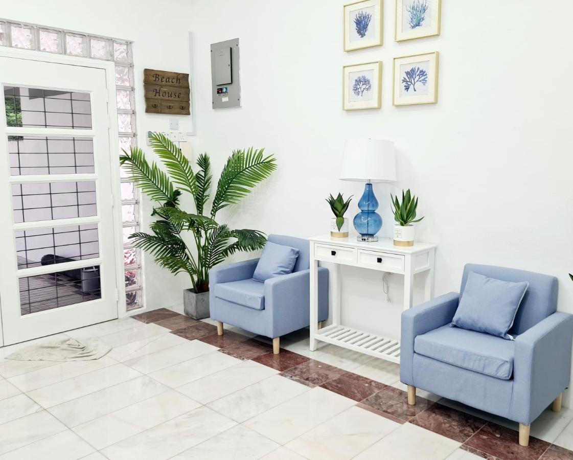527 Beachhouse L 5 Bedroom With Swimming Pool - 3Min Walk To The Beach Танджунг-Бунга Экстерьер фото