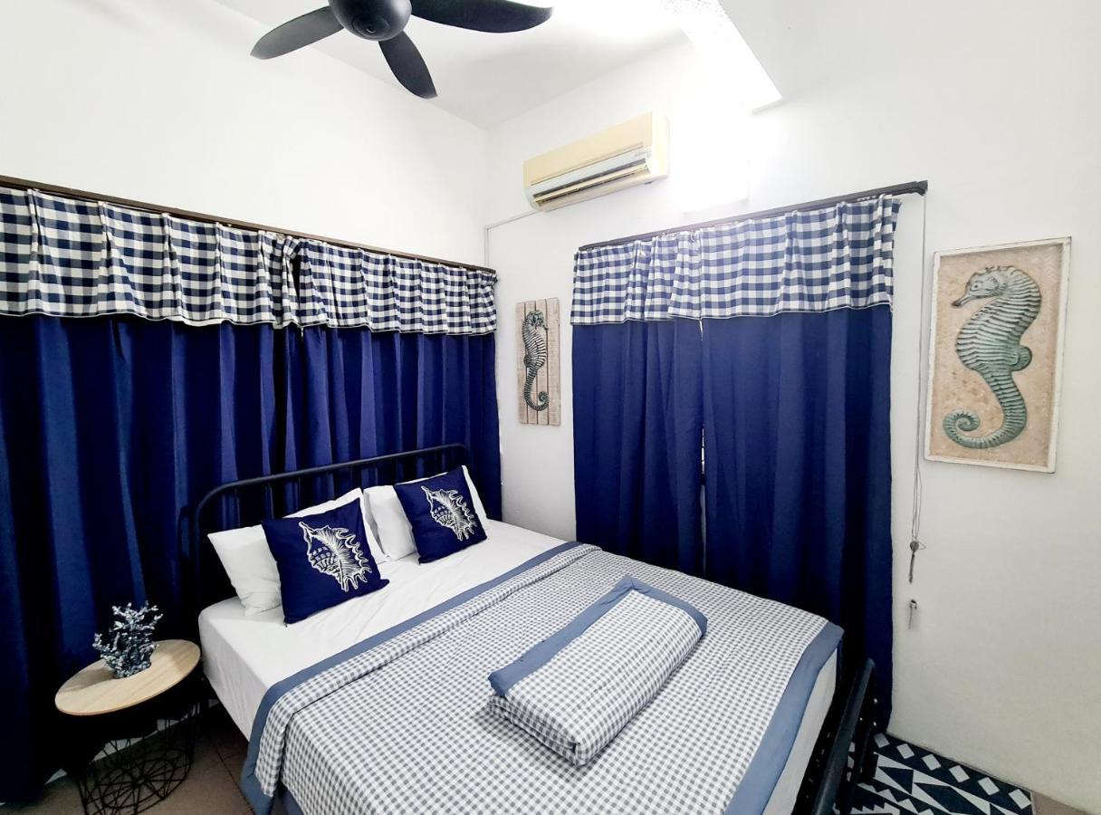 527 Beachhouse L 5 Bedroom With Swimming Pool - 3Min Walk To The Beach Танджунг-Бунга Экстерьер фото