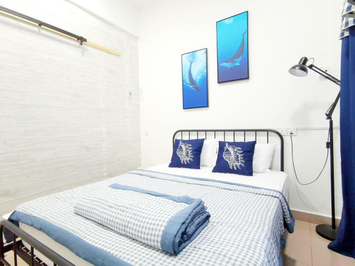 527 Beachhouse L 5 Bedroom With Swimming Pool - 3Min Walk To The Beach Танджунг-Бунга Экстерьер фото