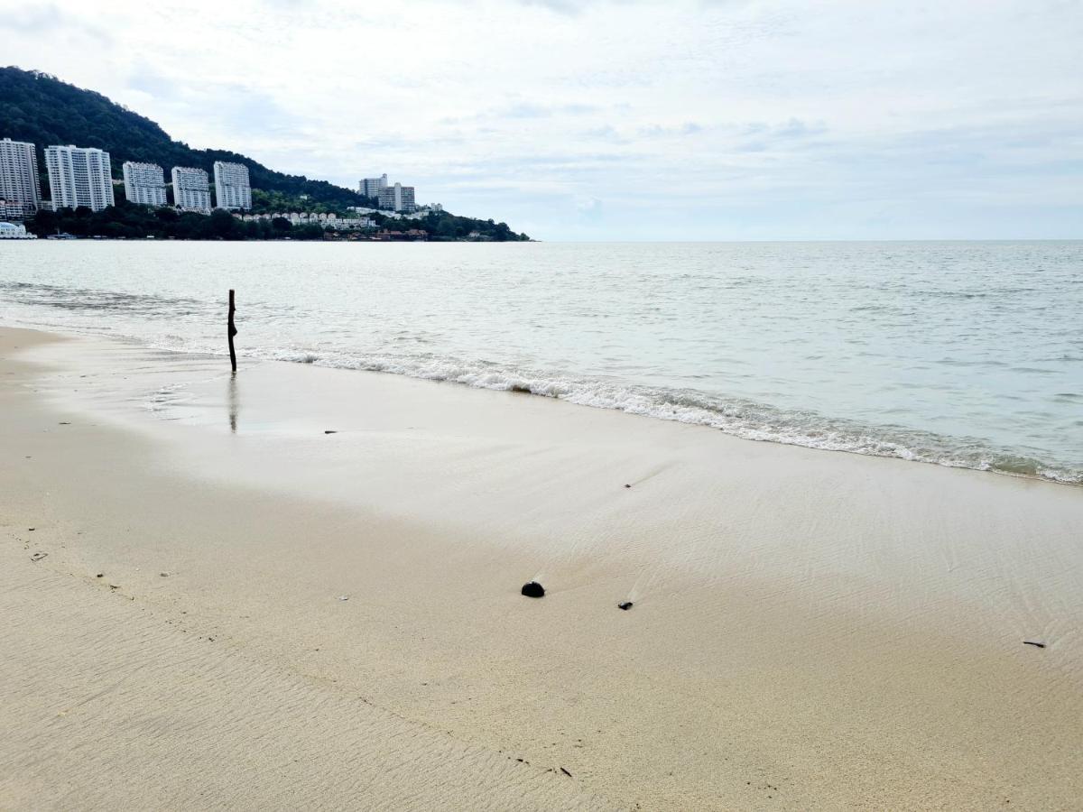527 Beachhouse L 5 Bedroom With Swimming Pool - 3Min Walk To The Beach Танджунг-Бунга Экстерьер фото